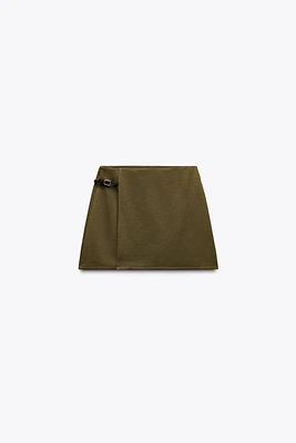 TWILL BUCKLE MINI SKIRT