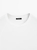 Cotton T-shirt with short raglan sleeves
