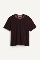 LIMITED EDITION CONTRASTING COLLAR T-SHIRT