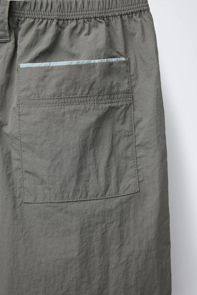 SHORT EN NYLON UNI