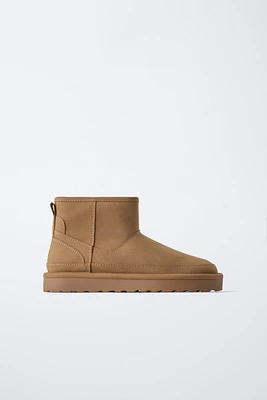 LOW-TOP ANKLE BOOTS