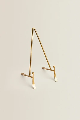 GOLD METAL DISPLAY STAND