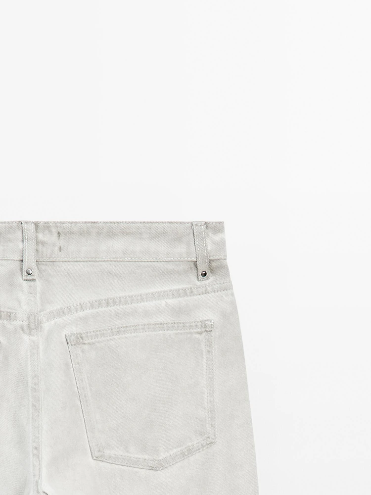 Straight-leg trousers with studs