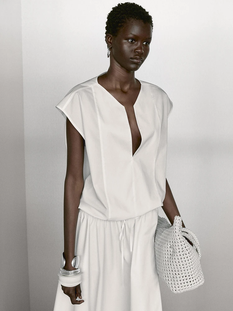 Poplin cotton blouse with elasticated detail