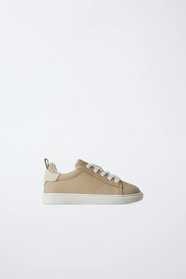 BASIC SNEAKERS