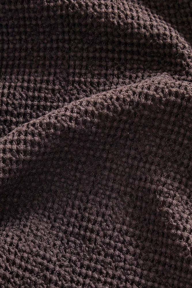 MINI WAFFLE-KNIT BATH TOWEL