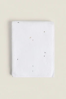 CHILDREN'S BATH TOWEL WITH STARS AND MOONS