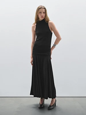 Robe froncée à encolure américaine - Studio