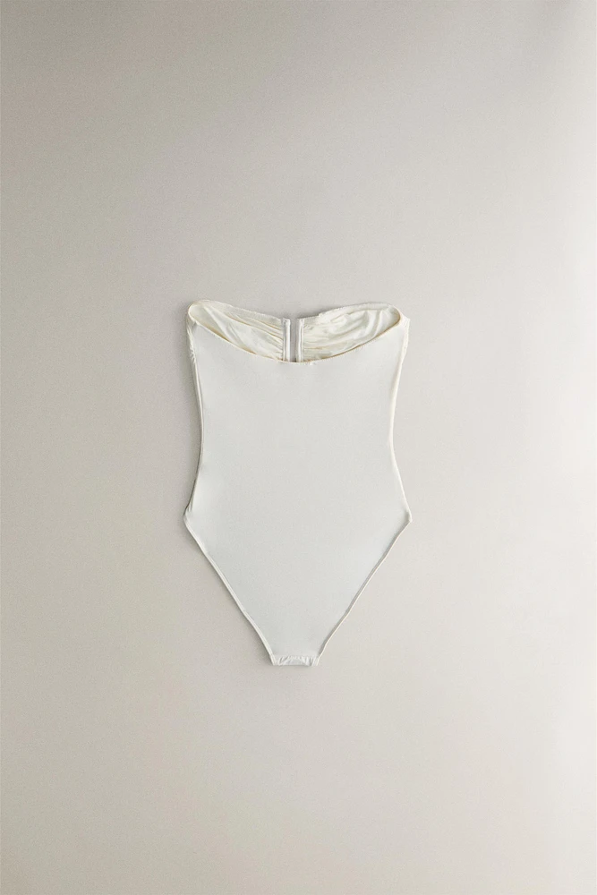 MAILLOT DE BAIN PLAGE DÉCOLLETÉ CŒUR