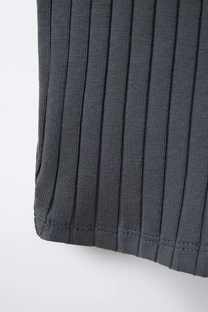 T-SHIRT RIB BRETELLES BOUCLES