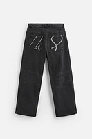EMBROIDERED BAGGY FIT JEANS