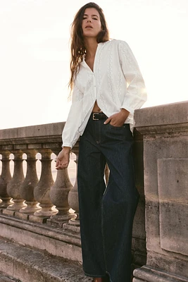 BLOUSE AVEC BRODERIE PERFORÉE