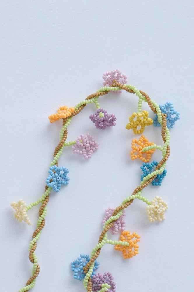 ZARA TIMELESS - COLLIER FLEURS FANTAISIE