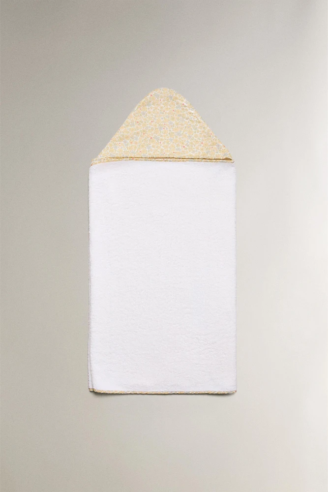 SERVIETTE DE BAIN CAPUCHE BÉBÉ PASSEPOIL FLEUR