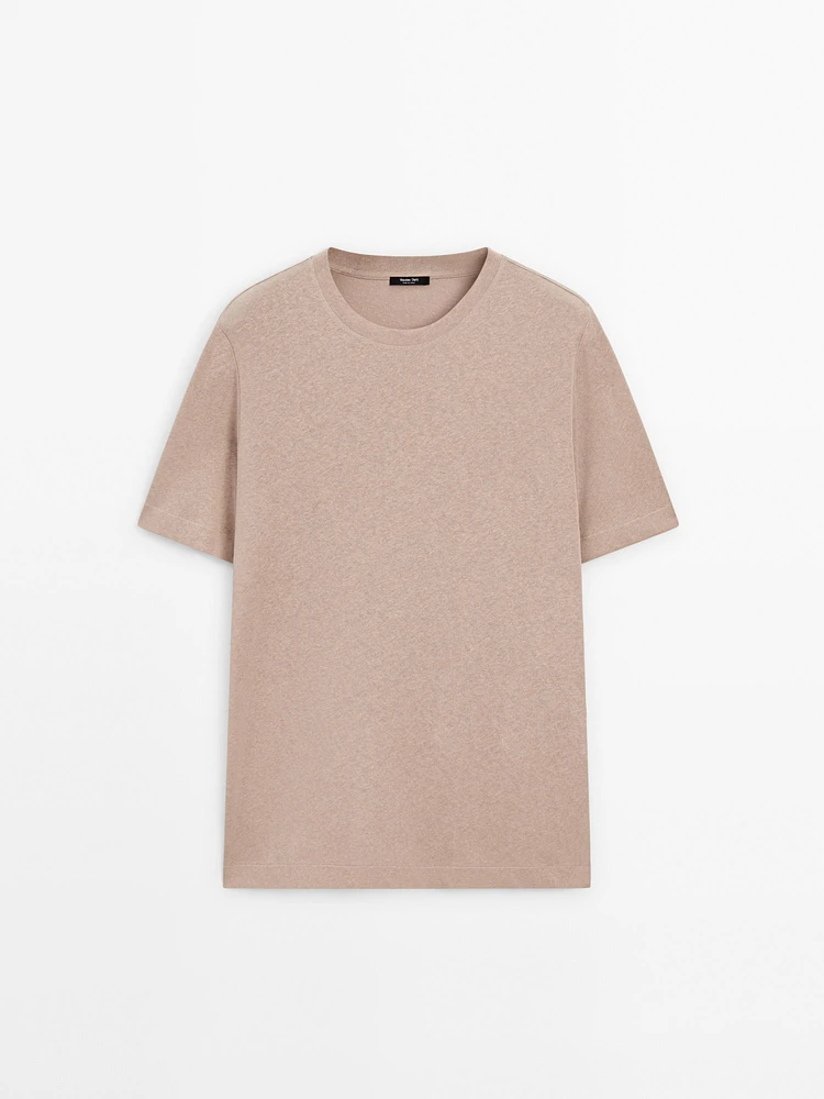 Lightweight linen blend T-shirt