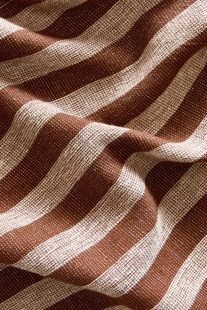 DOUBLE-SIDED CHECK BLANKET