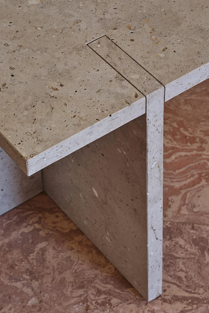 SIDE TABLE 01