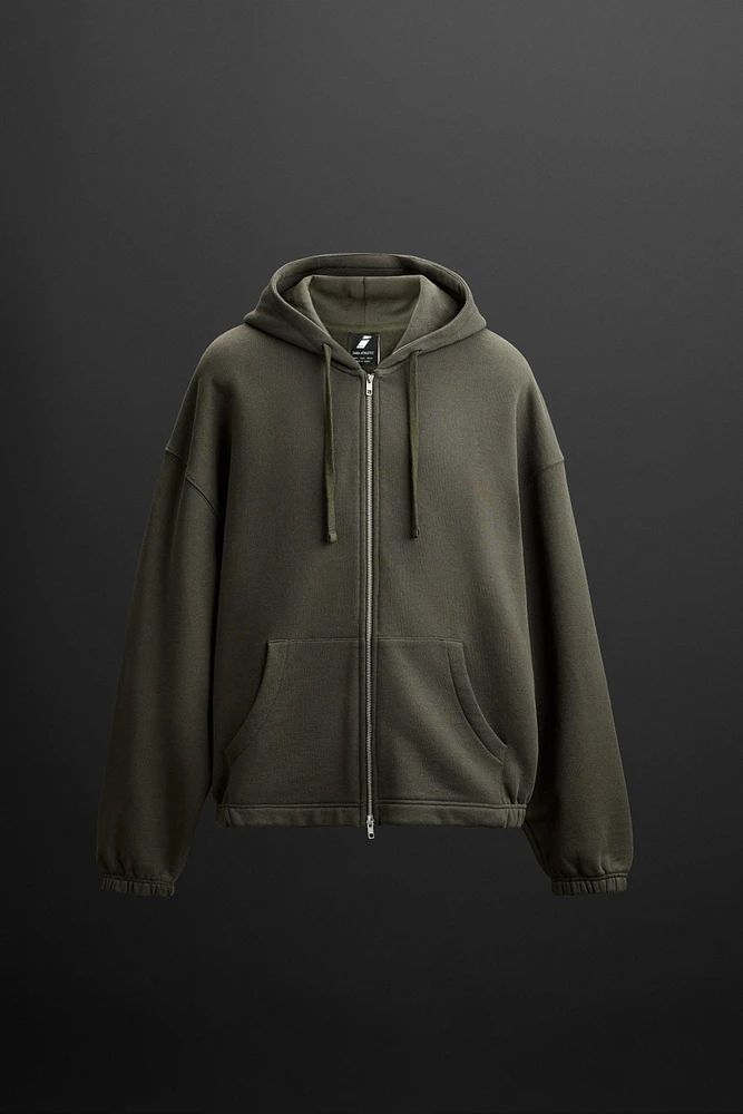 ZIP-UP HOODIE