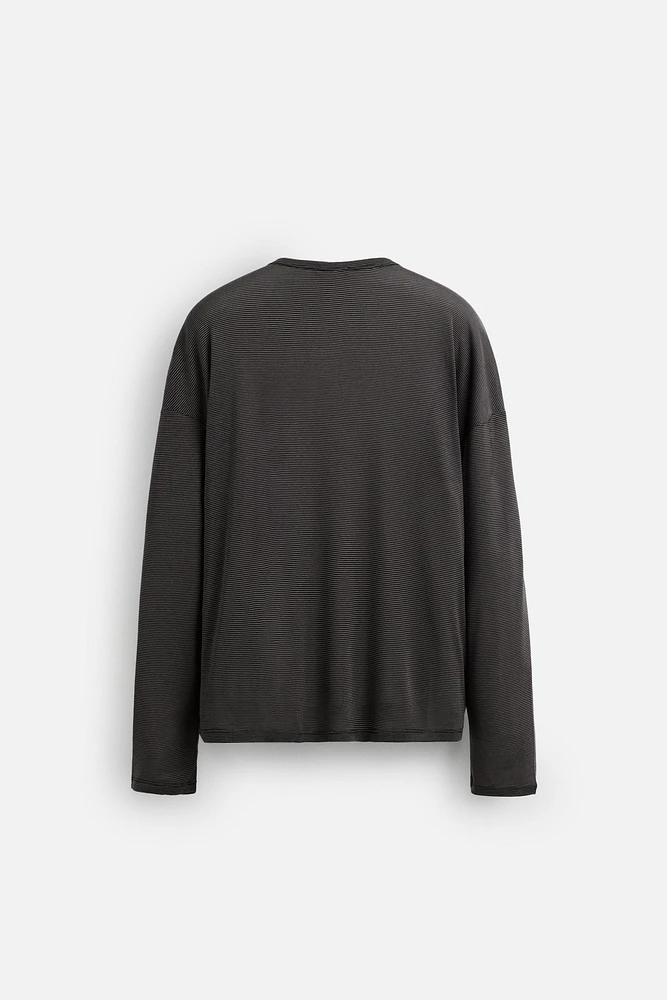 T-SHIRT À RAYURES