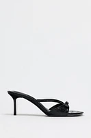 TEXTURED BUCKLE HEEL SANDALS