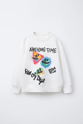RAISED GRAFFITI SWEATSHIRT