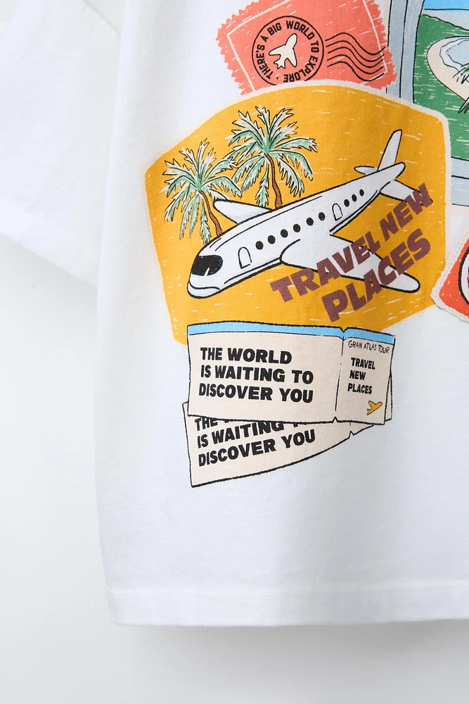 T-SHIRT À INSCRIPTION EN RELIEF