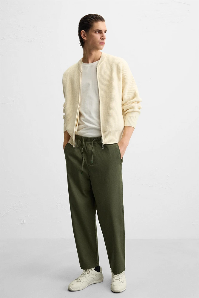 PANTALON COUPE CAROTTE