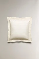 STRIPED PILLOWCASE