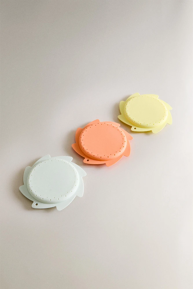 SET OF CHILDREN’S BEACH FRISBEE SPRINKLERS (SET OF 3)