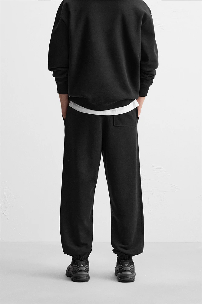 BASIC JOGGING PANTS