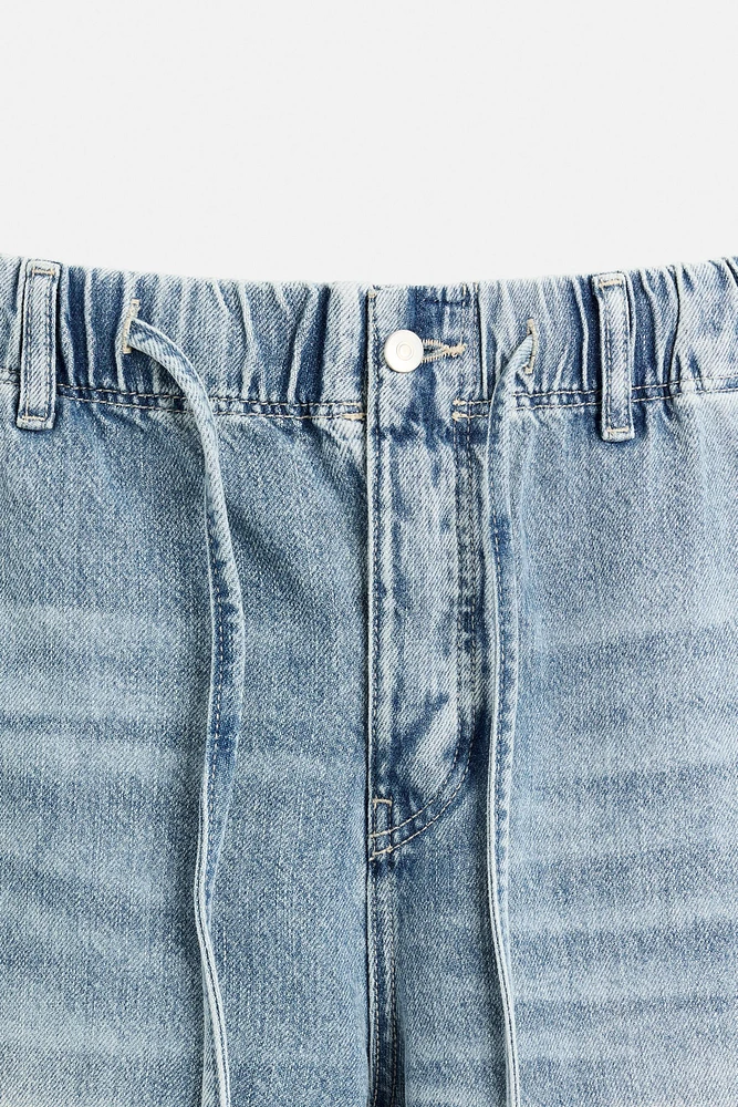 RELAXED FIT JOGGER WAIST JEANS