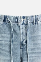 RELAXED FIT JOGGER WAIST JEANS