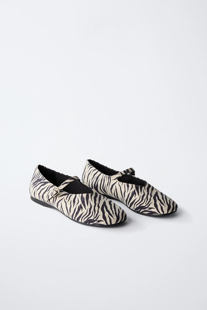 ANIMAL PRINT BALLET FLATS