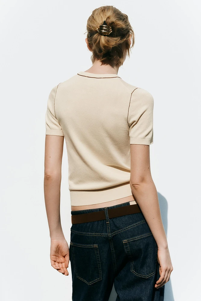 TRIMMED SHORT SLEEVE KNIT TOP