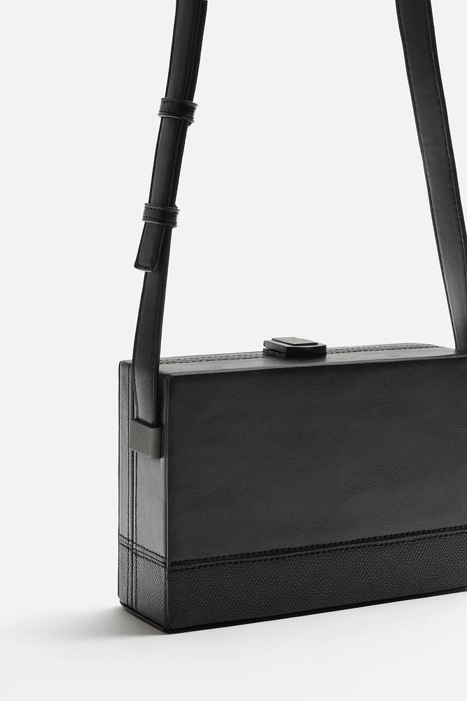 CROSSBODY BOX BAG