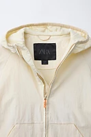 LIGHTWEIGHT HOODED RAINCOAT