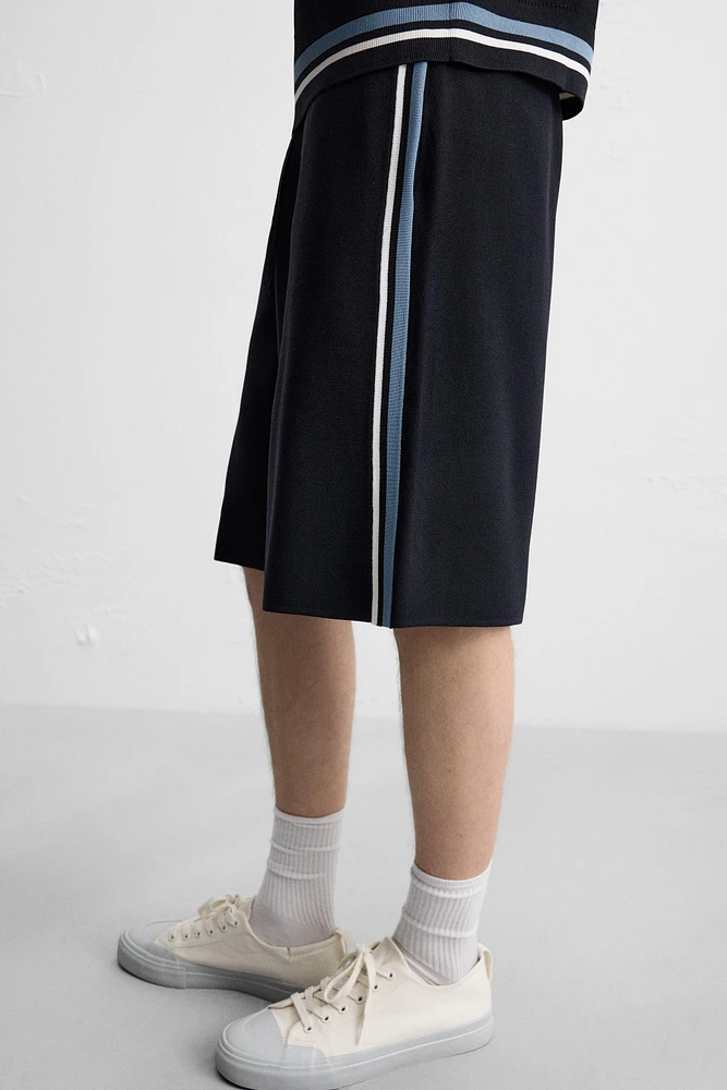 STRIPED KNIT SHORTS
