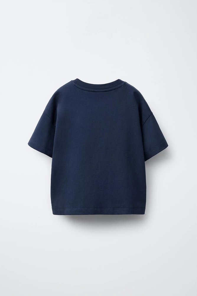 T-SHIRT WITH PATCH