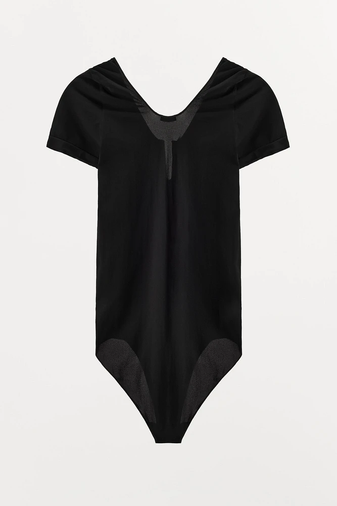 BODY RÉSILLE PIÈCE MÉTALLIQUE