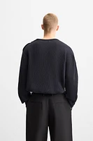 BUTTONED TEXTURED SWEATER