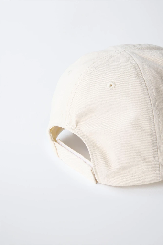 EMBROIDERED CAP