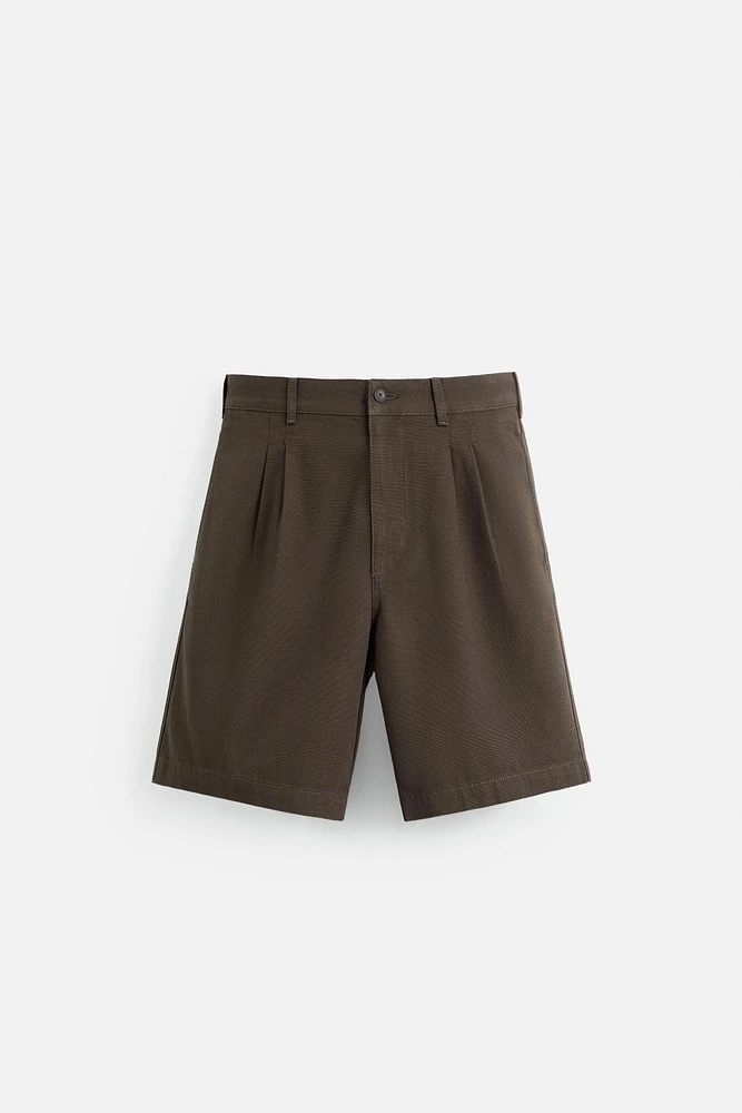 BERMUDA REGULAR FIT À PLIS