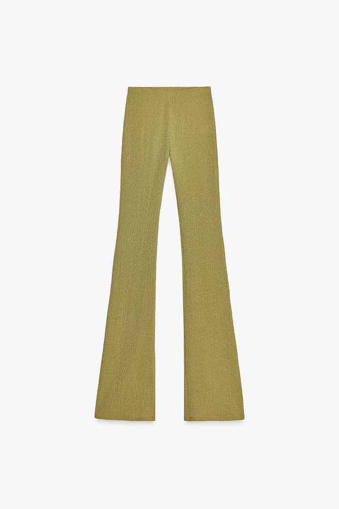 PANTALON FLARE À TEXTURE