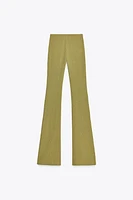 PANTALON FLARE À TEXTURE