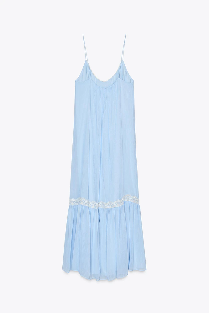 ROBE MI-LONGUE STYLE LINGERIE