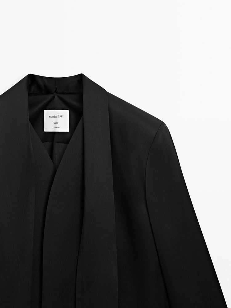 Blazer satiné avec foulard - STUDIO
