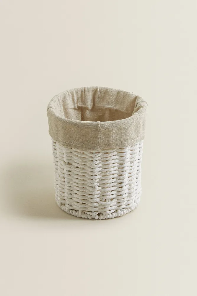 ROUND FABRIC-LINED BASKET