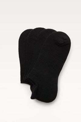 4 PACK OF INVISIBLE SOCKS