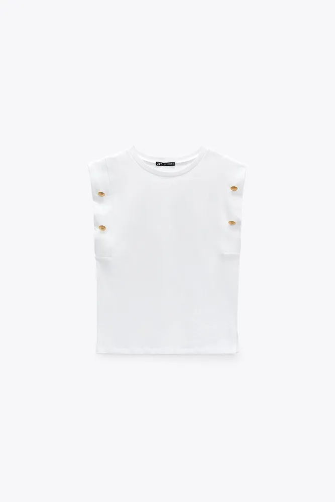T-SHIRT WITH BUTTONS