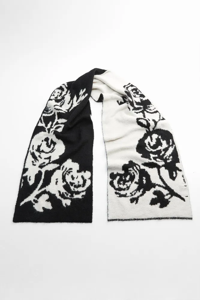 FLORAL KNIT SCARF